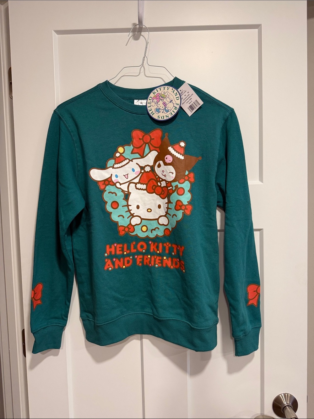 NWT Sanrio Hello Kitty & Friends Christmas Holiday Sweatshirt Teal S